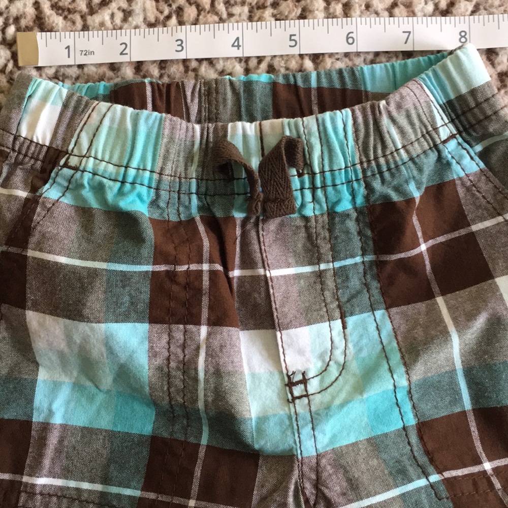 NEW 2T Boy’s Cargo Shorts & NEW BOOK